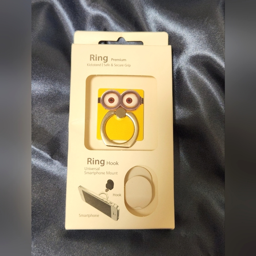 Free * minions ring hook for smartphone